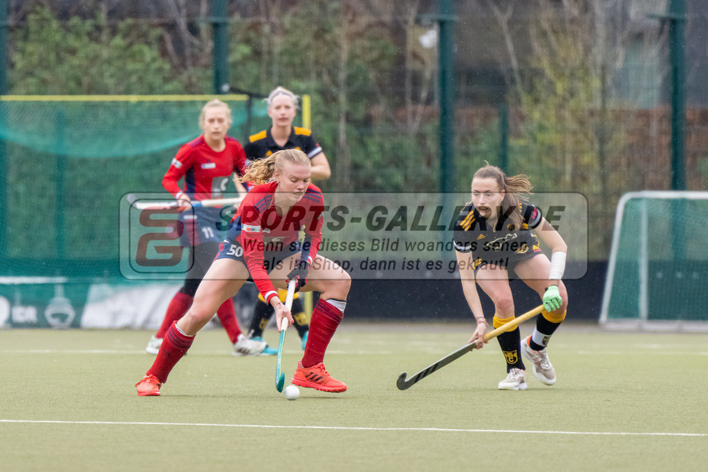 HK_20230401_106604 | 1. Bundesliga Damen Düsseldorfer HC - Harvestehuder THC  am 1.4.2023 DHC Düsseldorf, Düsseldorf , Lilly Stoffelsma ( Düsseldorfer HC #50 )