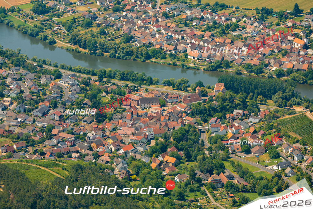 Das Luftbild zeigt : Homburg am Main Triefenstein - Die Luftaufnahme wurde 2023 vom UL-Flugzeug aus erstellt ( keine Drohne ) - Hochauflösende Luftaufnahme - Für grossformatige Ausdrucke geeignet. Die Geschenkidee !Mit Lizenz und Bildrechte bestellbar
