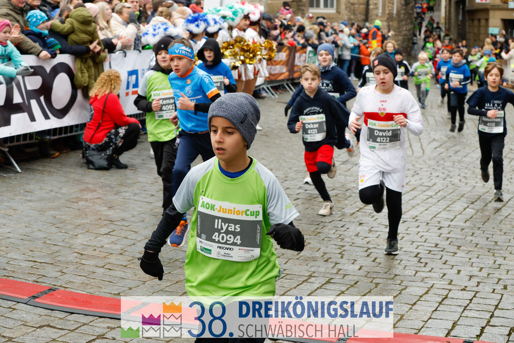 400m AOK Junior Cup | 3 Koenigslauf 2024 400m AOK Junior Cup - Realisiert mit Pictrs.com