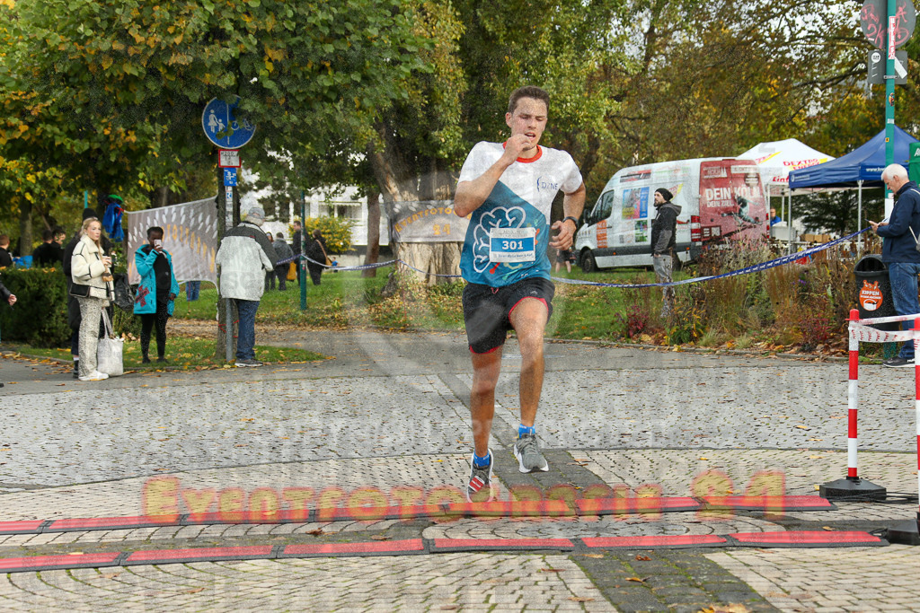 241020_1004_EX1_7646 | Sportfotografie im Rhein-Sieg Kreis, Köln, Bonn, NRW, Rheinland Pfalz, Hessen, etc. Unser Tätigkeitsfeld umfasst den Laufsport vom Volkslauf über den Marathon, Duathlon, Triathon bis zum Ultralauf wie Kölnpfad Ultra oder Schindertrail.
