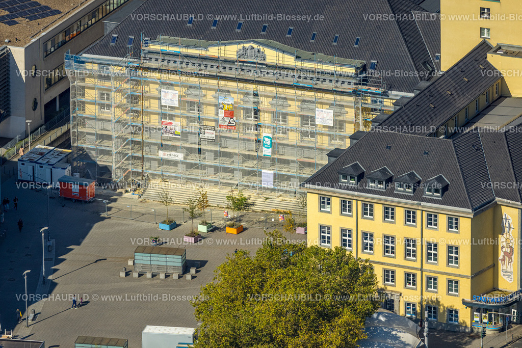 Witten241000524 | Luftbild, Rathaus mit Renovierungsarbeiten, Baugerüst an der Fassade, Marktplatz, Witten, Ruhrgebiet, Nordrhein-Westfalen, Deutschland