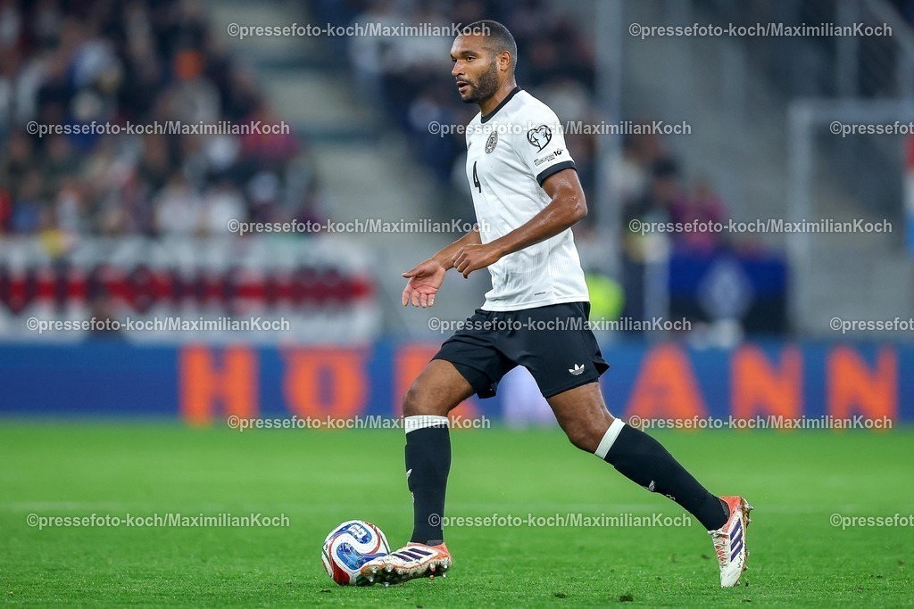 DFB10102502188 | 10.10.2025, Fußball, Länderspiel, Deutschland - Luxemburg, UEFA WM-Qualifikation, 2025/2026, Gruppe A, PreZero Arena in Sinsheim: Jonathan Tah (GER #04) DFB regulations prohibit any use of photographs as image sequences and or quasi-video.