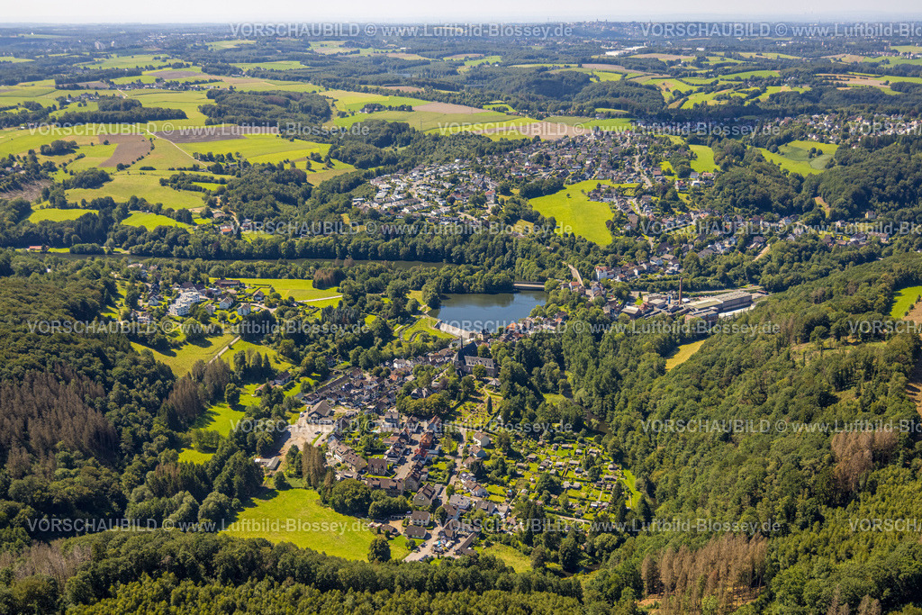 Ennepetal230801505 | Luftbild, Ortsansicht, Kreuzherrenkloster Steinhaus und kath. Kirche St. Maria Magdalena, am Stausee Beyenburg, Friedhof am Bilstein, Beyenburg, Wuppertal, Ruhrgebiet, Nordrhein-Westfalen, Deutschland