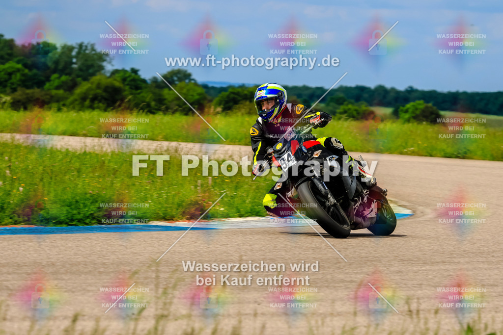 MotoTeam-1055 | Hier findet Ihr Bilder von Touristenfahrten auf der Nürburgring Nordschleife oder von anderen Veranstaltungen die ich besucht habe. Viel Spass beim Durch Schauen 