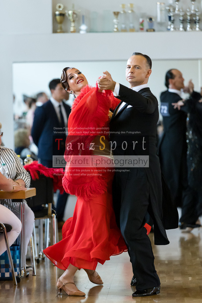 20240525_RL-Masters3-Std_5983 | Tanzsportbilder, Standardtanz, Lateintanz, WDSF, DTV, LTVB, dancecomp, goc, hessen tanzt, blaues band der spree, walzer, tango, wiener walzer, slowfox, quickstepp, samba, rumba, cha-cha-cha, paso doble. jive, hd-kroft photography, turniertanzsport