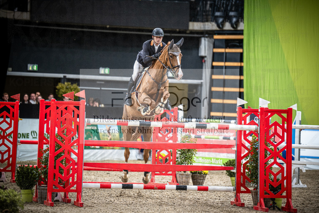 DOS_3285 | Entdecke hochwertige Reitturnierfotos von Foto Oger. Professionell, emotional und authentisch – jetzt Lieblingsmomente im Shop bestellen.Deutschlandweite Turnierfotografie. - Realisiert mit Pictrs.com