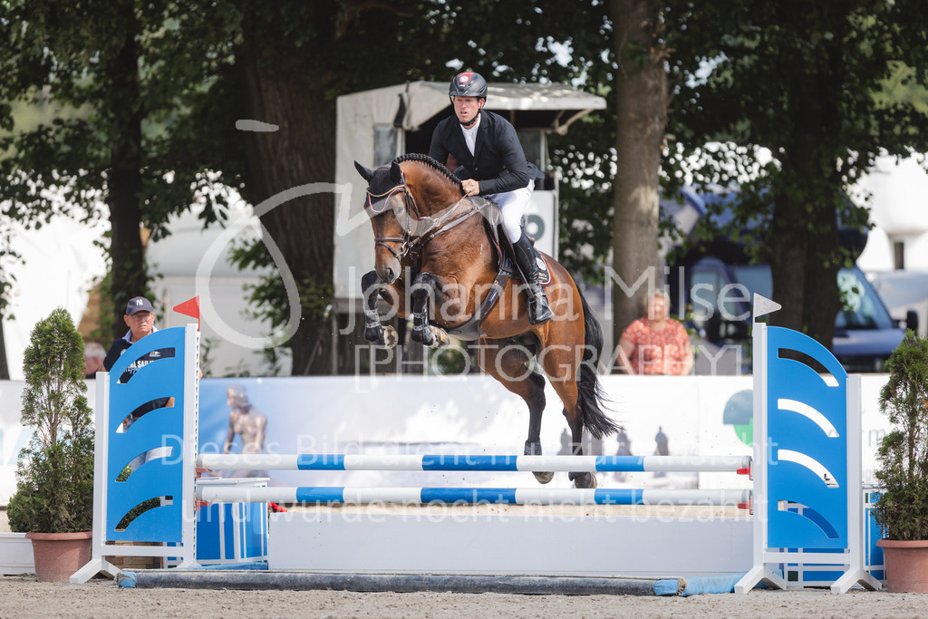 220614_Mühlen_Quali5j-720 | Late Entry Mühlen
Springpferdeprüfung Kl.M* 5j. Qualifikation zum Bundeschampionat
14.06.2022