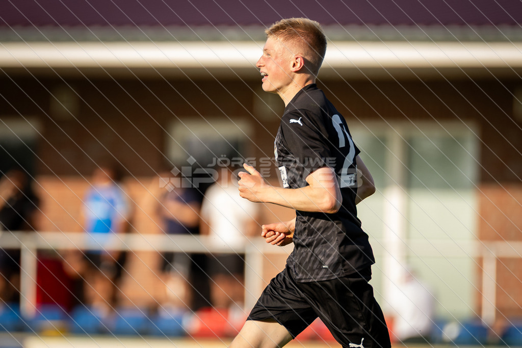 20250813_Picselweb-Fotografie_1R3_0405 | Dein Fotograf aus dem Landkreis Stade für Sport und Events - Realisiert mit Pictrs.com