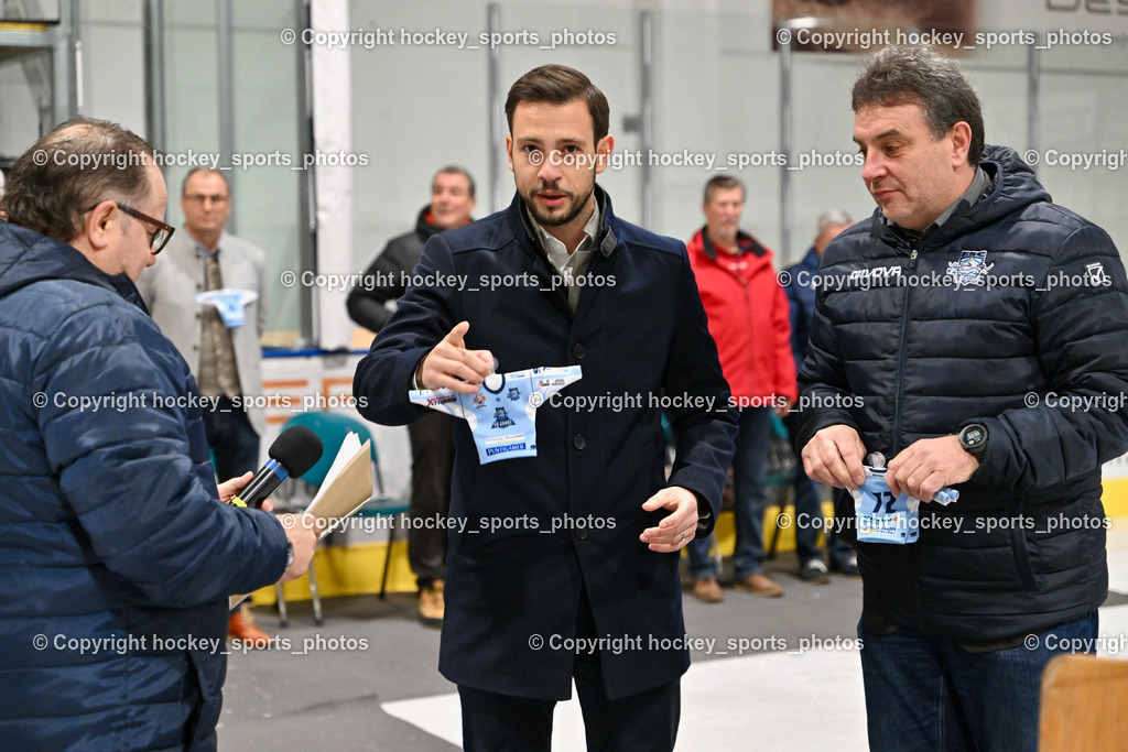 ESC Soccerzone Steindorf 50 Jahr Feier 26.2.2023 | Sportlicher Leiter ESC Steindorf Armin Rac, Landtagsabgeordneter Kärnten Sebastian Schuschnig, Obmann ESC Steindorf Hans Tschernutter