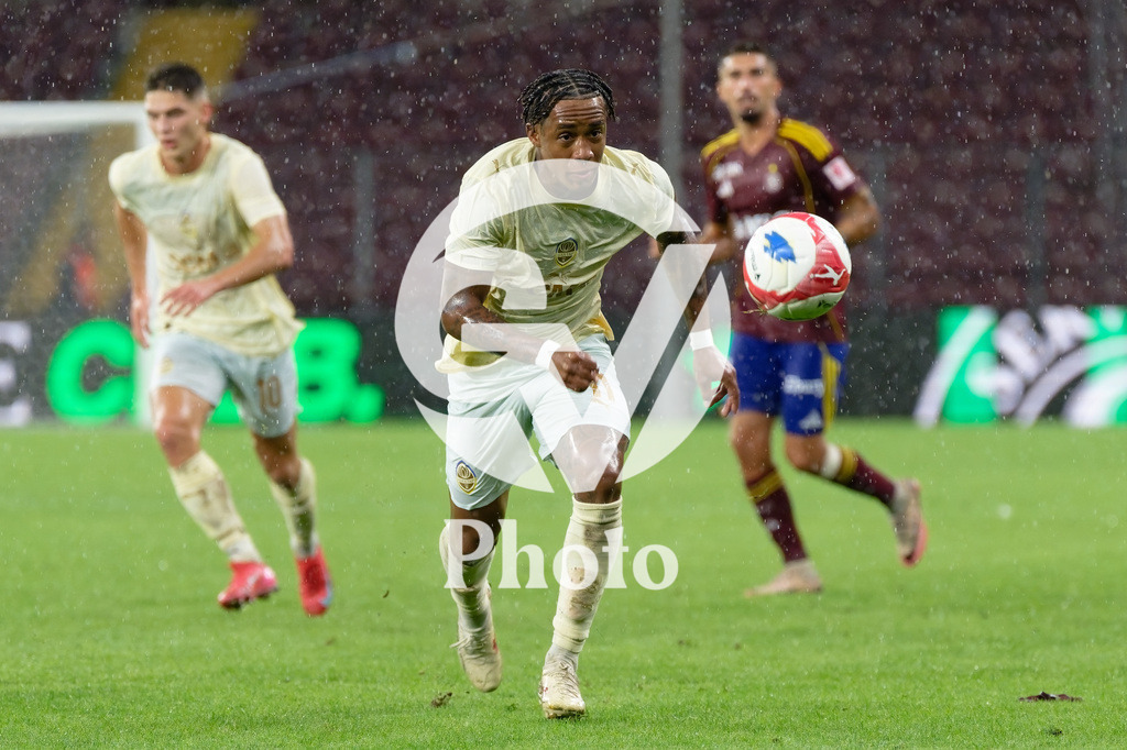 UEFA Conference League Play-offs 2nd leg - Servette FC v FC Shakhtar Donetsk | Kevin (11 FC Shakhtar Donetsk) in action (close up)  during the UEFA Conference League Play-offs 2nd leg match between Servette FC and FC Shakhtar Donetsk at Stade de Geneve in Geneva, Switzerland