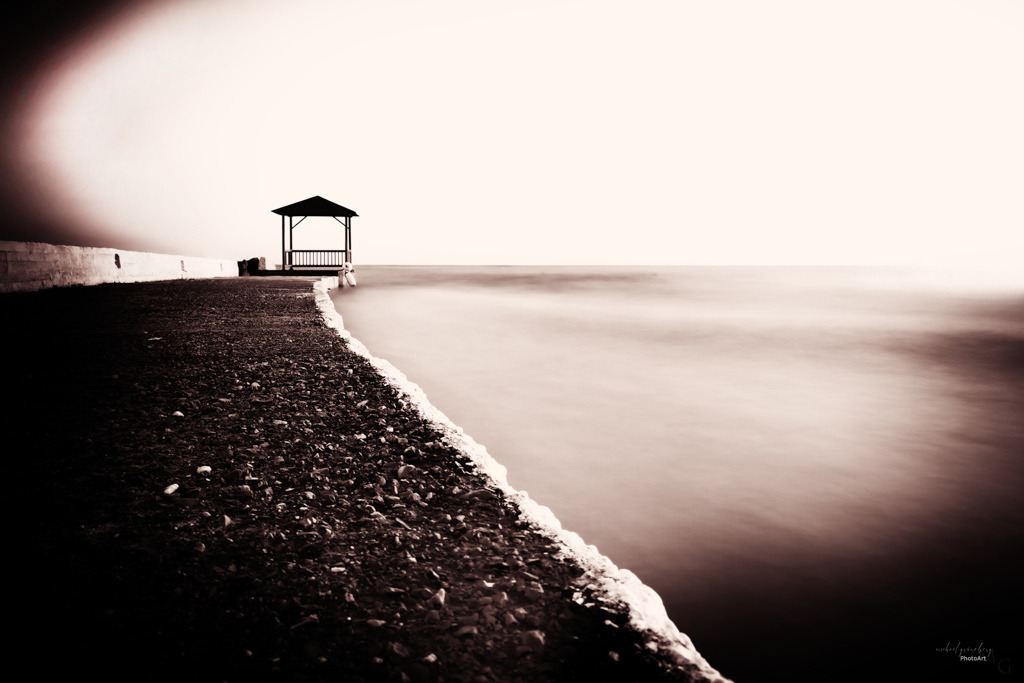 Haus am Meer | Das gedruckte Bild enthält auf der Vorderseite keine sichtbare Signatur.  - Realisiert mit Pictrs.com