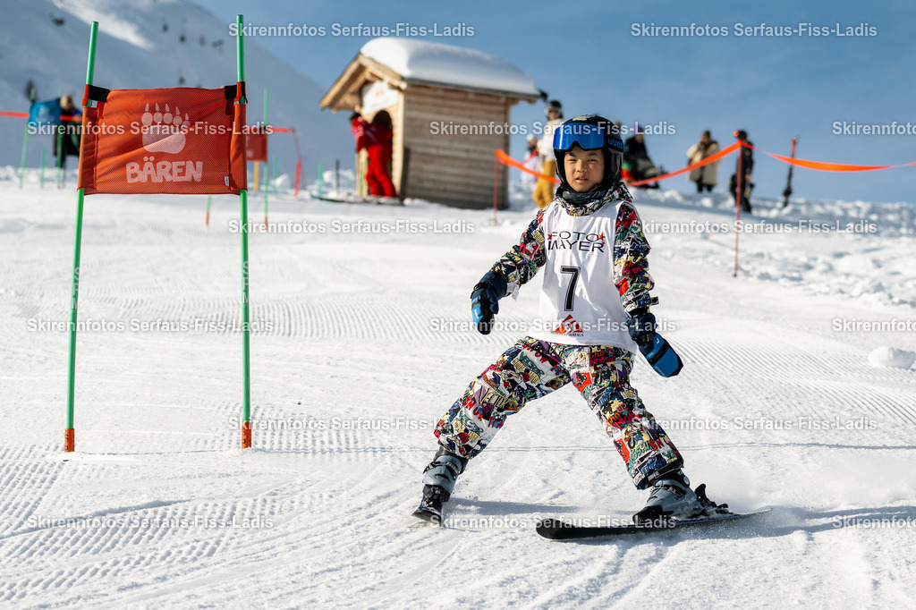 SRS_12.12.2025_0055 | SRS_12.12.2025_0055 - Realisiert mit Pictrs.com