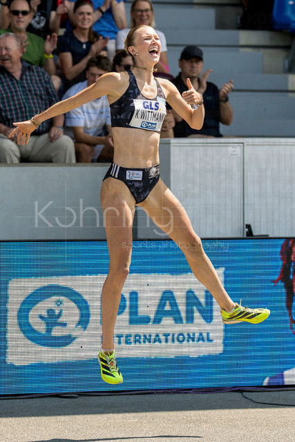 Deutsche Leichtathletik-Meisterschaften; Bochum-Wattenscheid, 25.07.2026 | Kira Wittmann (Hannover  96) freut sich über eine neue PB und gewinnt den Meistertitel im Dreisprung; Deutsche Leichtathletik-Meisterschaften am 25.07.2026 im Lorheide-Stadion, Bochum-Wattenscheid (Nordrhein-Westfalen).
