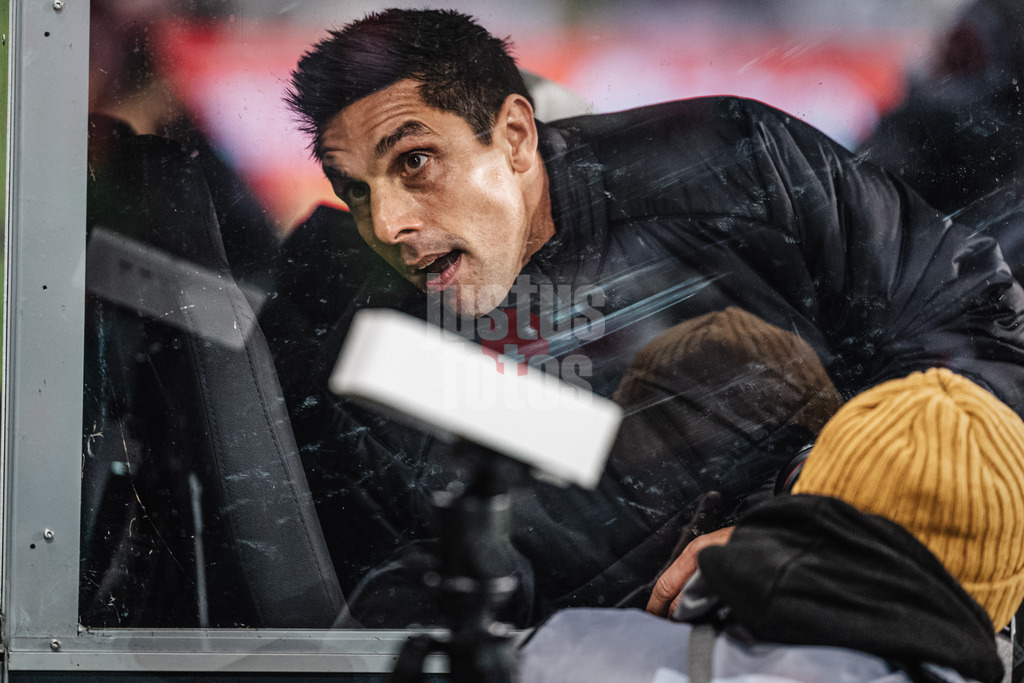 Fußball | Männer | Saison 2024/2025  | Fußball-Bundesliga | 12. Spieltag | FC St. Pauli vs. Holstein Kiel | 29.11.2024 | Trainer Marcel Rapp (Holstein Kiel)