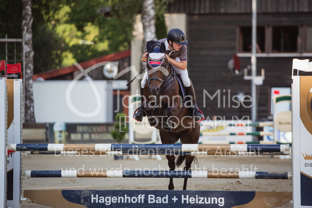 220825_Delbrueck_PonyTrophy-207 | Deine schönsten Turniermomente als professionelle Fotos! Entdecke hochwertige Pferdesport-Fotografie im Online-Shop. Jetzt Fotos finden & bestellen!