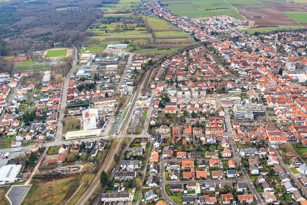 Luftbild: Georg-Todt-Straße in Kandel im Bundesland Rheinland-Pfalz in Deutschland. Foto: IMG_085941.jpg vom 08.01.2016 durch Werner Riehm/FLY-FOTO.de