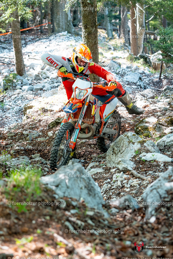 fuernholzer_250501-C1-274 | Fotografische Impressionen von der Red Stag Enduro Extreme by fuernholzer-photography.com. Endurosport in Österreich fotografisch festgehalten von fuernholzer. Auftragsfotografie für Private, Gewerbefotos und Industriefotografie. Eventfotografie, Sportfotografie und Motorsportfotografie. Anbieter von Fotoworkshops, Fototraining, fotografischen Vorträgen und Fotoseminaren.