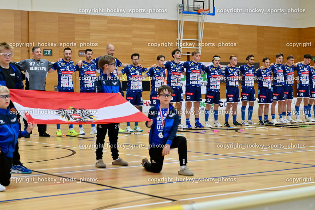 VSV Unihockey vs. Wiener Floorball Verein | Bundeshymne VSV Unihockey Mannschaft, VSV Unihockey vs. Wiener Floorball Verein, VSV Unihockey vs. Wiener Floorball Verein am 18.05.2025 in Villach (Ballspielhalle St. Martin), Austria, (Photo by Bernd Stefan)