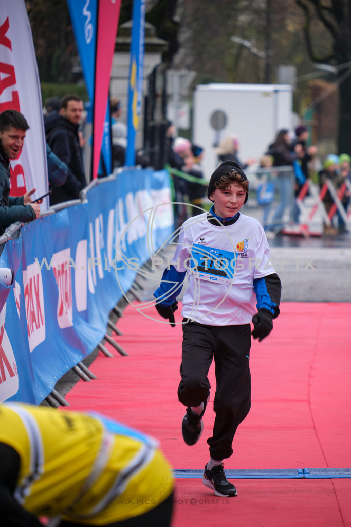 ..... | AUSTRIA, Wels, 30.03.25, ALOHA Wels Halbmarathon, Image Shows: , Foto: Wapics/RING M.