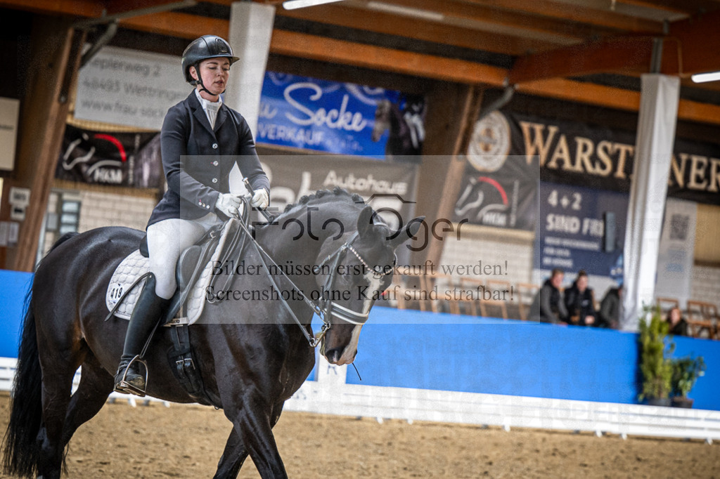 DOS_2528 | Entdecke hochwertige Reitturnierfotos von Foto Oger. Professionell, emotional und authentisch – jetzt Lieblingsmomente im Shop bestellen.Deutschlandweite Turnierfotografie. - Realisiert mit Pictrs.com