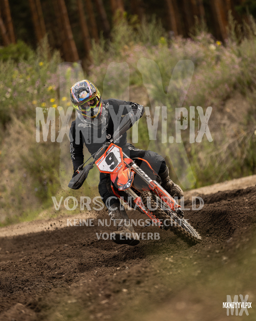 866A1696 | mxndyyvipix