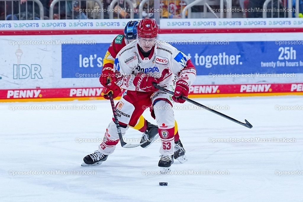 xYDRx20022601045 | 20.02.2026, xydrx, Eishockey, DEL2, Düsseldorfer EG - EV Landshut, PSD Bank Dome Düsseldorf: Kevin Orendorz (Düsseldorfer EG #78) im Zweikampf gegen David Rundqvist (EV Landshut #63)   Photo: xYannisxDreimannxPressefotoKochx