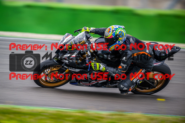 MaZZes_FotoMatrix_230410_5305 | WEISS