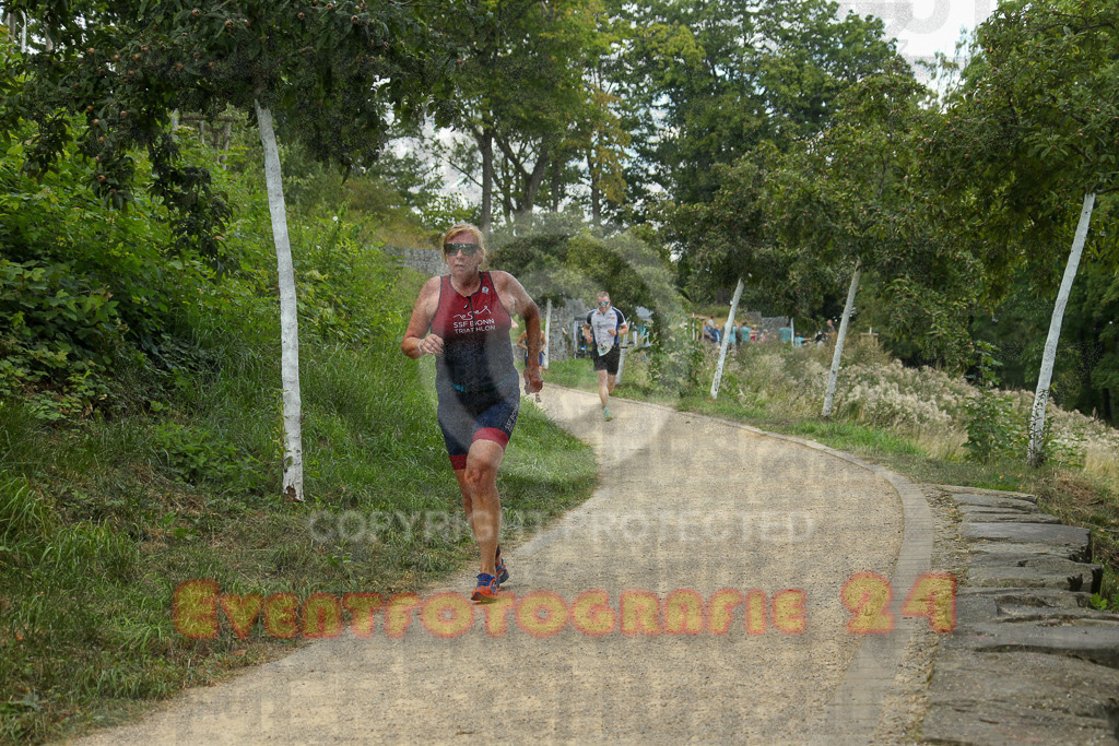 250824_1353_EX1_4169 | Sportfotografie im Rhein-Sieg Kreis, Köln, Bonn, NRW, Rheinland Pfalz, Hessen, etc. Unser Tätigkeitsfeld umfasst den Laufsport vom Volkslauf über den Marathon, Duathlon, Triathon bis zum Ultralauf wie Kölnpfad Ultra oder Schindertrail.