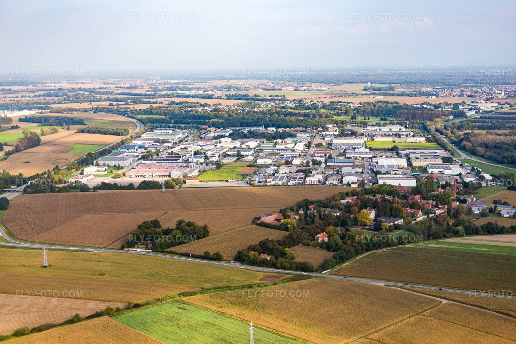 Aerial view: Reichstett, industrial area in Hœrdt in the state Bas-Rhin, France.Photo: IMG_074103.jpg taken on 10/04/2014 by Werner Riehm/FLY-FOTO.comResolution of the original: 5472 x 3648 px