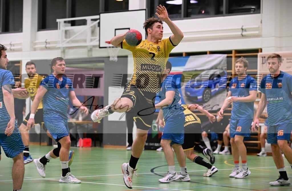 urDSC_1877 | Kaufen Sie Sportbilder im Onlineshop von Andy Scherrer Sportfotografie. Faszinierende Bilder von Sportevents aus der ganzen Schweiz. Fussball, Frauenfussball, Unihockey, Handball, Schwingen und weiteren Sportarten. - Realisiert mit Pictrs.com