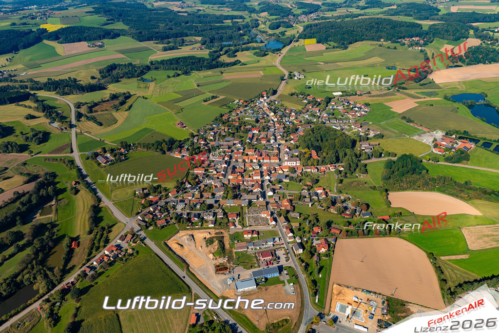 Aktuelles Luftbild von  Winklarn Kauf mit Lizenz / Bildrechten möglich- Die Luftaufnahme wurde 2021 mittels UL-Flugzeug erstellt ( keine Drohne ) - hochauflösende Kamera-Systeme von  Canon -Beste Qualität - Für grossformatige Ausdrucke geeignet. Die Geschenkidee !