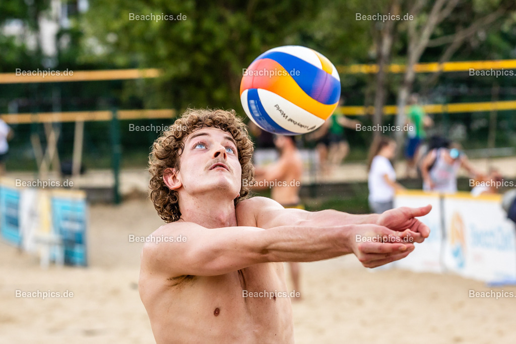 2024-00101183-Beach-Tour-Berlin-Brandenburg-A-Turnier | 01.06.2024; Berlin Foto: Gerold Rebsch - www.beachpics.de