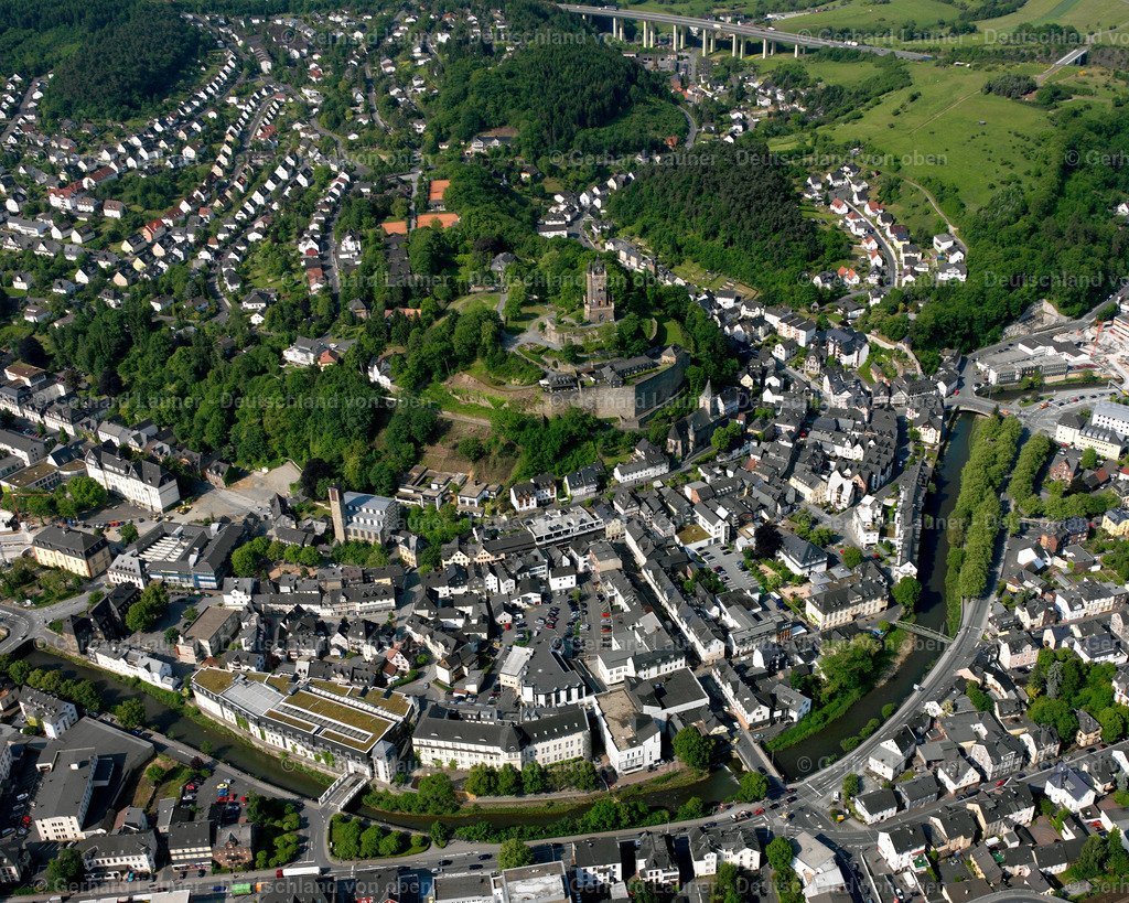 2611150 | DILLENBURG 09.06.2006 Stadtansicht des Innenstadtbereiches  in Dillenburg im Bundesland Hessen, Deutschland // City view on down town  in Dillenburg in the state Hesse, Germany Foto: Gerhard Launer