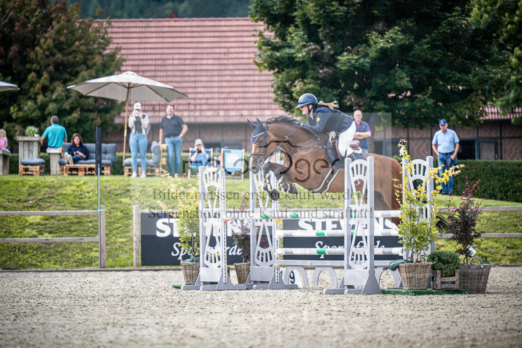 DOS_9734 | Entdecke hochwertige Reitturnierfotos von Foto Oger. Professionell, emotional und authentisch – jetzt Lieblingsmomente im Shop bestellen.Deutschlandweite Turnierfotografie. - Realisiert mit Pictrs.com