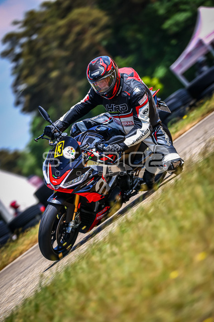 0013-260508DCB-002_13 | Deine Full-Service-Agentur für ✔️Videoproduktionen und ✔️Motorsportfotografie Jetzt Angebot anfragen!