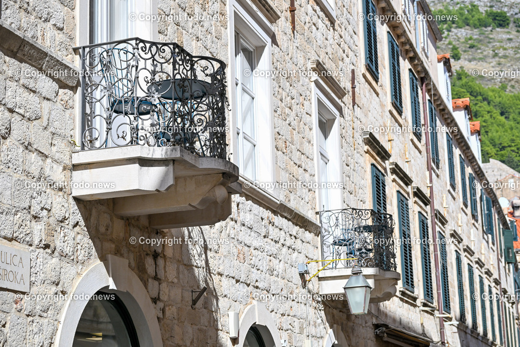 Kroatien_ Dubrovnik_ 11.10.2023-223 | 11.10.2023, Kroatien, HRV, Dubrovnik im Bild Gastronomie, Tourismus, Touristen, Sehenswuerdigkeiten, Stadtansichten



eine Stadt im suedlichen Kroatien an der Adriakueste in der Gespannschaft Dubrovnik-Nereveta. Die Altstadt wurde im Jahr 1979 von der UNESCO in die Liste des Weltkulturerbes aufgenommen.