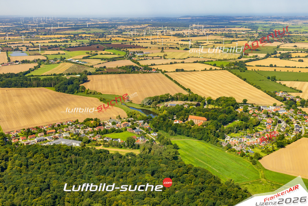 Cismar Grömitz Bild- Das Luftbild wurde 2025 vom UL-Flugzeug heraus erstellt ( keine Drohne bzw. Drohnenaufnahme ) - Hochauflösende Luftaufnahme -Nicht vergleichbar mit Google Maps oder Satelittenbilder- Die Geschenkidee !Mit Lizenz und Bildrechte bestellbar - CC