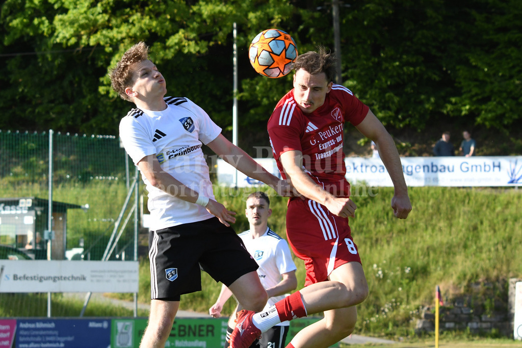 TSV Seeebach : SV Etzenricht | Jonas Hoffmann (TSV Seebach #8) - Realisiert mit Pictrs.com