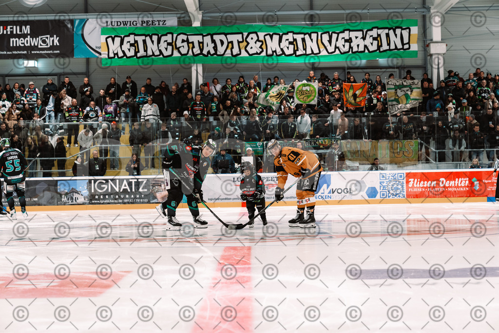 Alligators_vs_Fuessen_26.10.2025-045 | Höchstadt Alligators Fotogalerie: Eishockey-Action aus Franken. Professionelle Spielfotos, Portraits & Stadionbilder zum Download. Jetzt entdecken! - Realisiert mit Pictrs.com