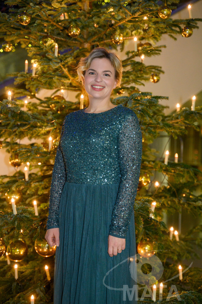 _DWA1276 | Katharina Schulze bei '30 Jahre Sternstunden-Gala 2023' in der Frankenhalle. Nürnberg, 15.12.2023 - Realisiert mit Pictrs.com