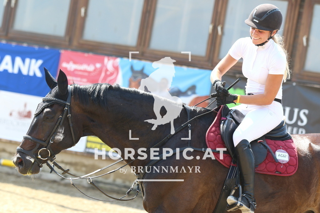 7V2A4669 | Willkommen bei Brunnmayr - Design & Fotografie – Ihrem Spezialisten für Reitturniere und Pferdeveranstaltungen in Oberösterreich, Salzburg und Bayern! Seit über 17 Jahren sind wir leidenschaftlich dabei.