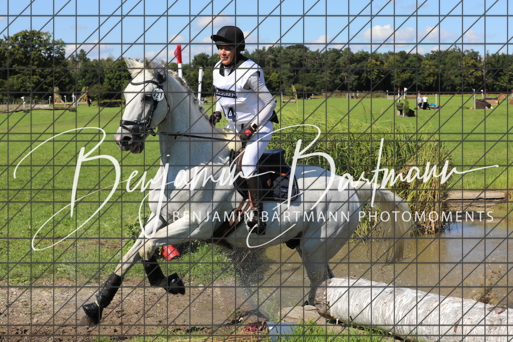 AZ2A0406 | Benjamin Bartmann Photomoments