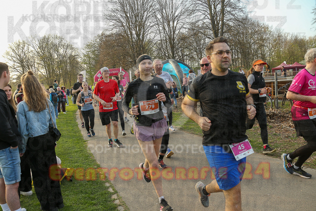 250328_1749_EX1_5789 | Sportfotografie im Rhein-Sieg Kreis, Köln, Bonn, NRW, Rheinland Pfalz, Hessen, etc. Unser Tätigkeitsfeld umfasst den Laufsport vom Volkslauf über den Marathon, Duathlon, Triathon bis zum Ultralauf wie Kölnpfad Ultra oder Schindertrail.