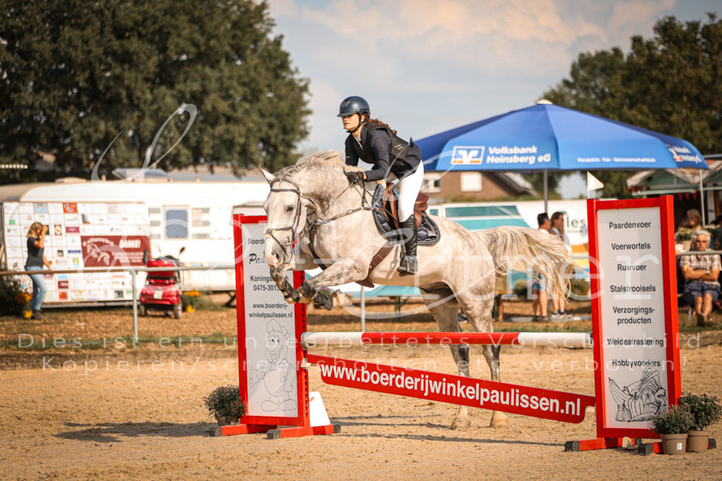 01.FrSpE00261 | Leoni Ertmer Photography - Realisiert mit Pictrs.com