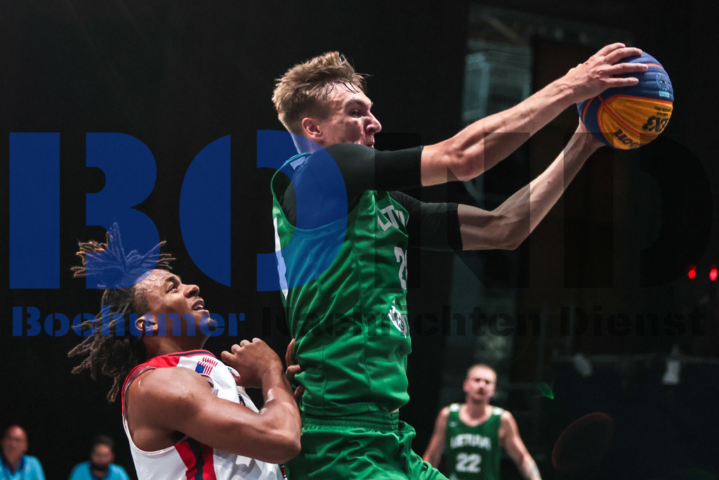 SES_RRG3x320250720-272 | bond - Realisiert mit Pictrs.com