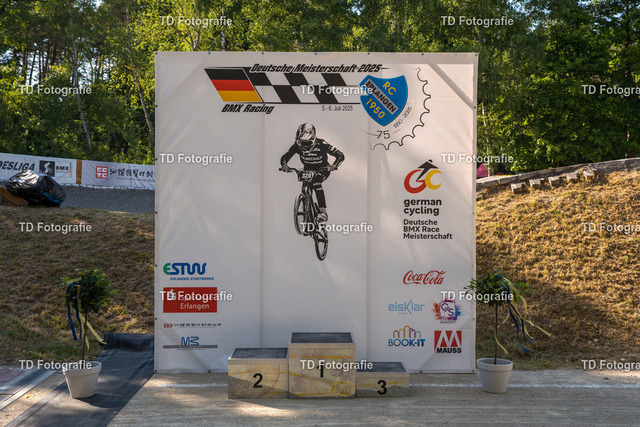 DM_BMX_Race_2025-06568 | Fotogalerie von Thomas Dettweiler mit Eventbildern und lizenzfreien Fotos. Perfekt als Wandbild, für Büro, Website oder private Nutzung. - Realisiert mit Pictrs.com