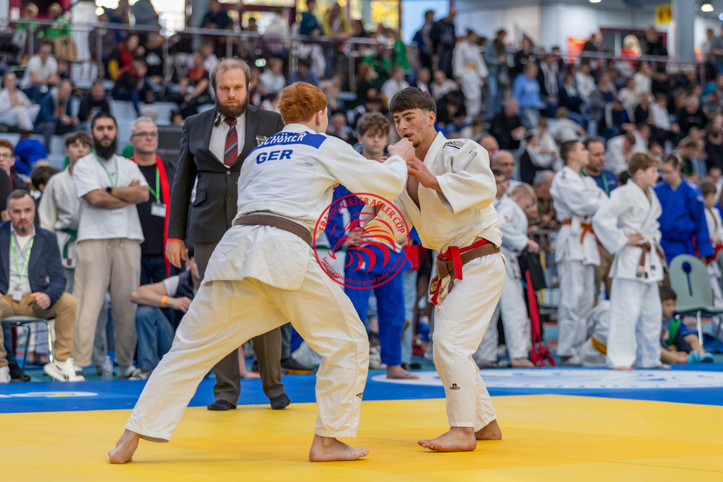 Internationaler Adler Cup 2024 | Foto vom Internationalen Adler Cup Judo Turnier im Sport- und Freizeitzentrum Kalbach im Oktober 2024 - Realisiert mit Pictrs.com
