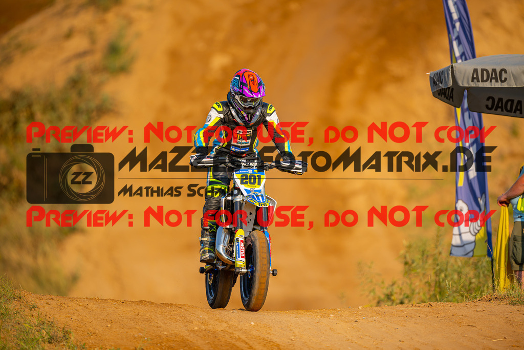 MaZZes-Fotomatrix-20260815-598809 | ROOKIES