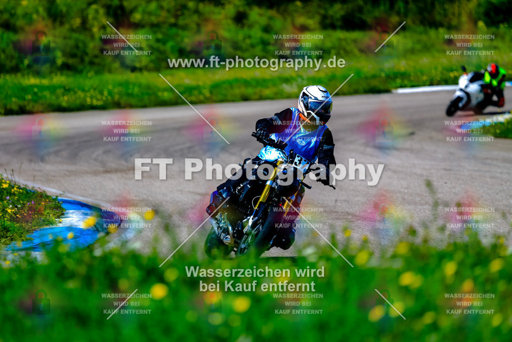 037-5509 | Hier findet Ihr Bilder von Touristenfahrten auf der Nürburgring Nordschleife oder von anderen Veranstaltungen die ich besucht habe. Viel Spass beim Durch Schauen 