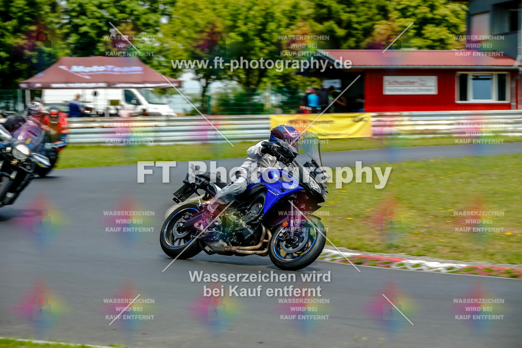 VBK-4916 | Hier findet Ihr Bilder von Touristenfahrten auf der Nürburgring Nordschleife oder von anderen Veranstaltungen die ich besucht habe. Viel Spass beim Durch Schauen 